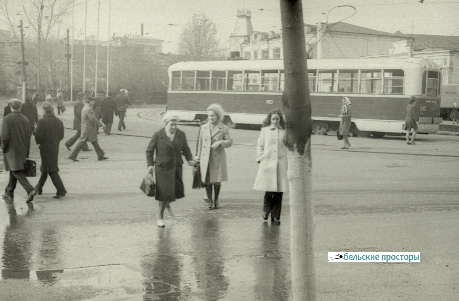 У кольца. Фото А. Неволина. 1974 г.