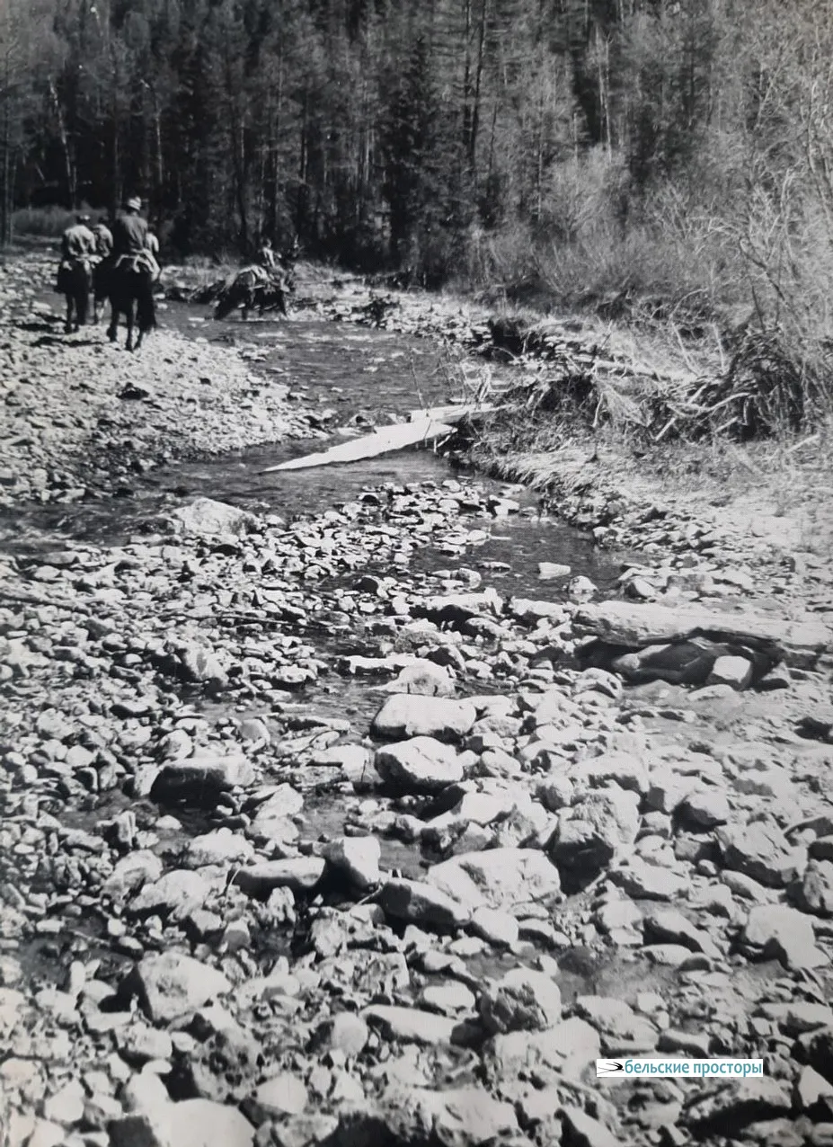 В экспедиции. 1940 г.
