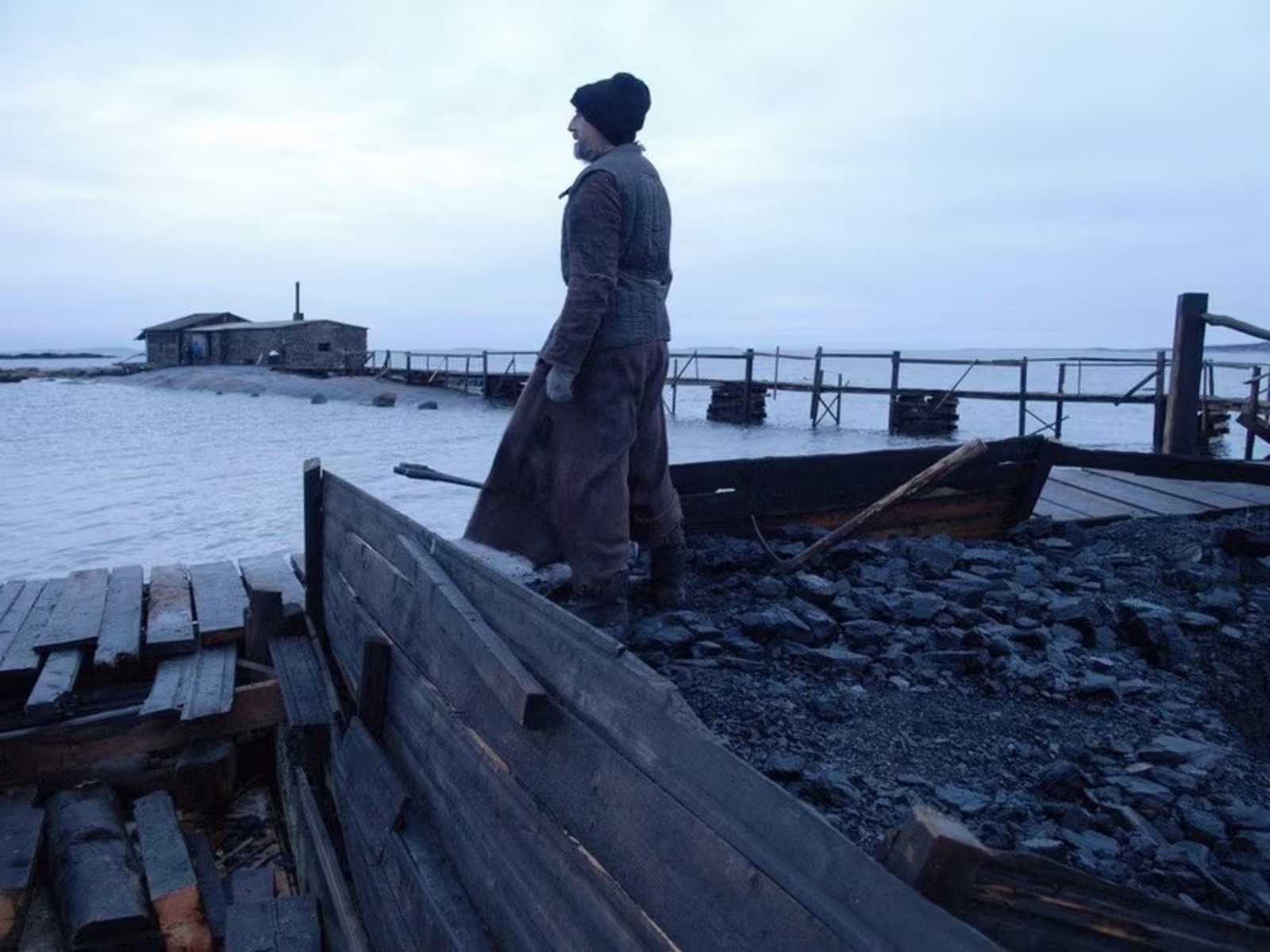 Кадр из фильма "Остров"