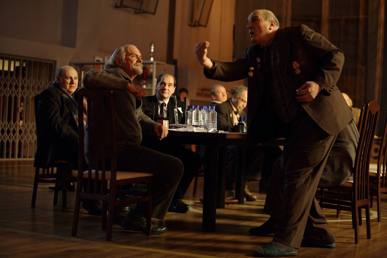 Кадр из фильма "12". Фильм Никиты Михалкова